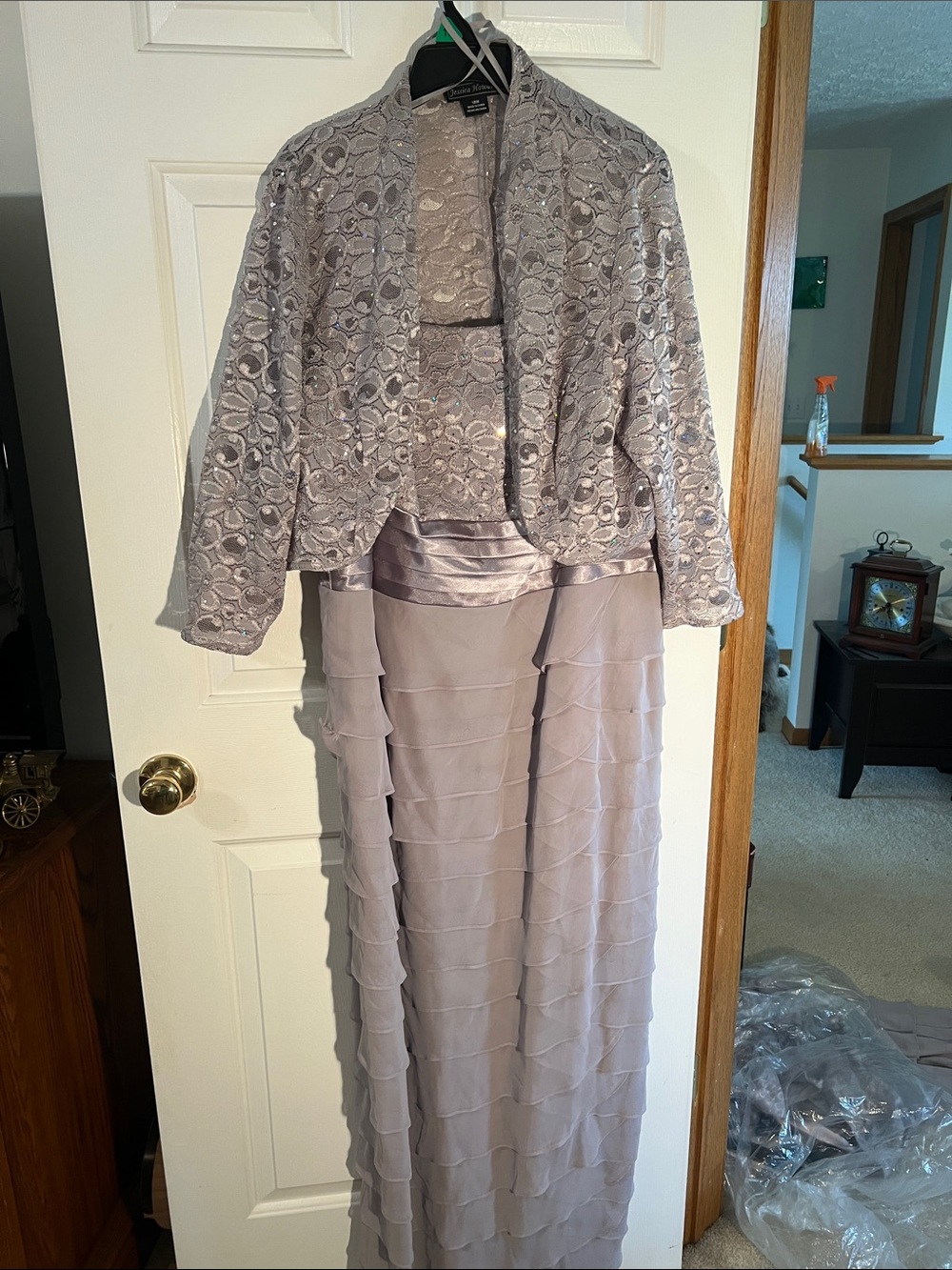 Jessica Howard Light Gray Lace Backless Evening Gown with Jacket